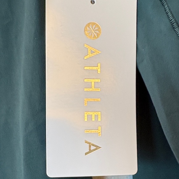Athleta Transcend Forest Green Long Sleeve Top - Picture 3 of 6